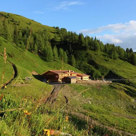 Gorgeous In Gro Arl With View Holiday home *
